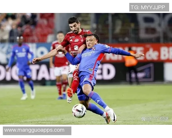 布雷斯特与兰斯激战正酣比分揭晓精彩瞬间回顾